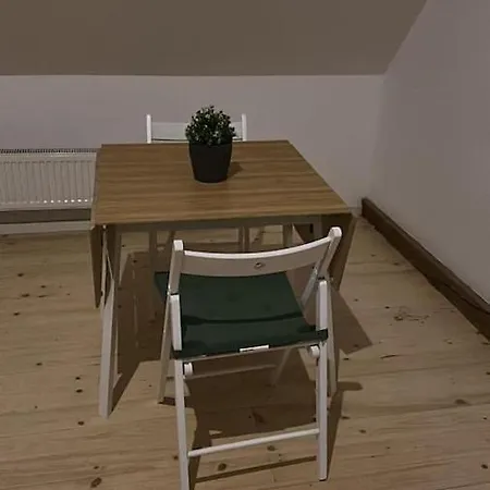 Kinderklinik Dachwohnung - Signal Hill 1a *