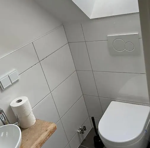 Kinderklinik Dachwohnung - Signal Hill 1a * 锡根