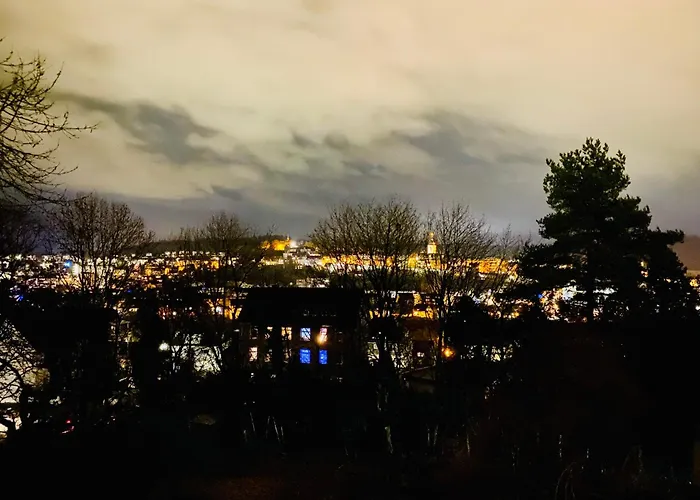 Kinderklinik Dachwohnung - Signal Hill 1a * 锡根